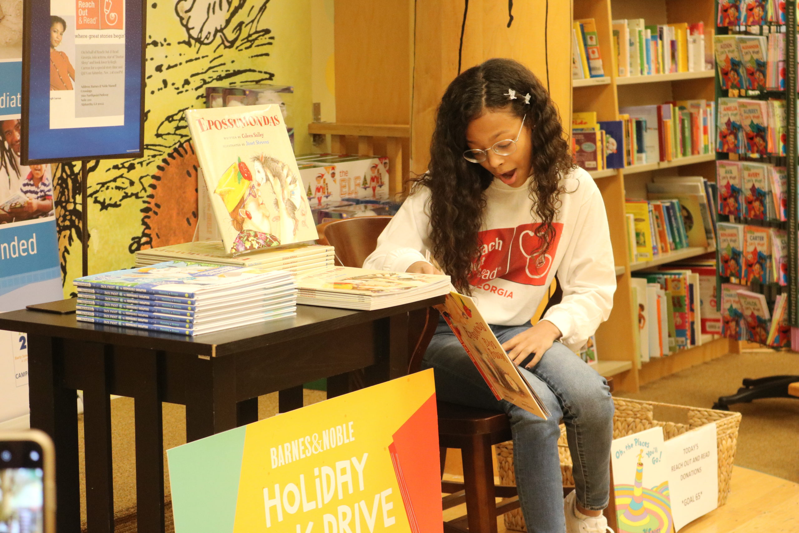 Kyliegh Curran Reads Aloud for Reach Out and Read Georgia